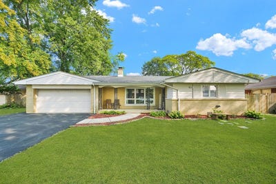 /international/us/6238-w-128th-street-palos-heights-il-110119739236/
