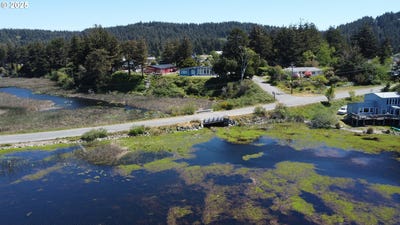 /international/us/654-madrona-ave-port-orford-or-110099233378/?lang=zh-tw