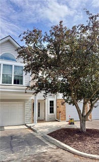 /international/us/5998-chasewood-parkway-minnetonka-mn-110108567268/