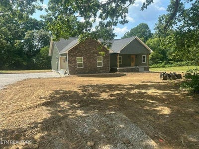 /international/us/250-old-grimsley-court-grimsley-tn-110100724815/