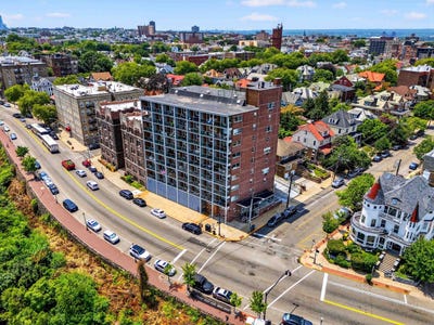 /international/us/899-blvd-east-weehawken-nj-110100820741/