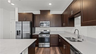 /international/us/35172-grove-trail-fallbrook-ca-110108075404/