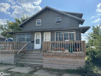 /international/us/301-e-walsh-street-centerville-ia-110102683464/