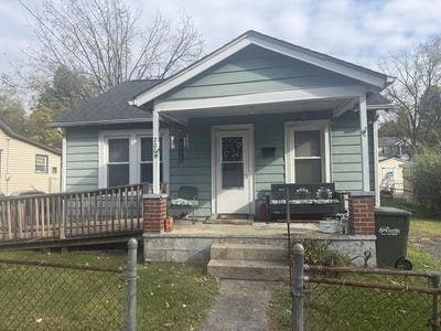 /international/us/2009-first-st-staunton-va-110120857642/