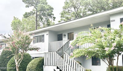 /international/us/4451-holly-tree-road-wilmington-nc-110103989607/