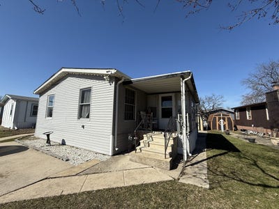 /international/us/22-hearthside-drive-matteson-il-110106618031/