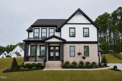 /international/us/7640-hasentree-way-wake-forest-nc-110108355527/