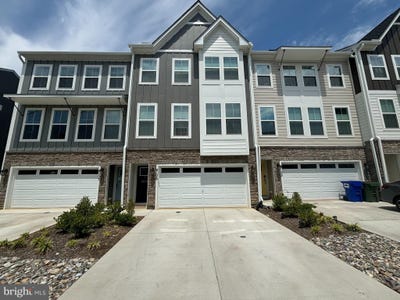 /international/us/4105-bolton-court-fredericksburg-va-110107997772/