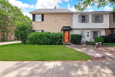 /international/us/601-st-charles-drive-arlington-tx-110107686230/