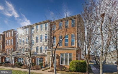 /international/us/42309-onyx-terrace-aldie-va-110108437891/