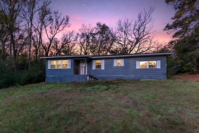 /international/us/422-stone-street-mineola-tx-110107309729/