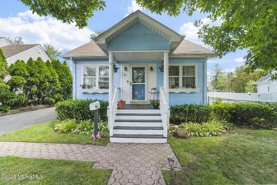 /international/us/211-howard-avenue-south-bound-brook-nj-110101245711/