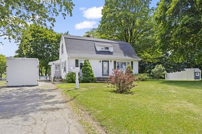 /international/us/12-newton-ave-oxford-ma-110108772967/