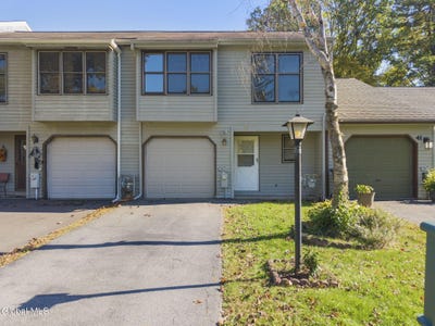 /international/us/39-westchester-drive-clifton-park-ny-110120462211/