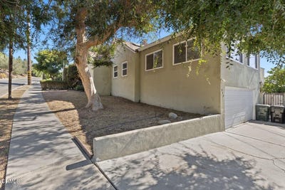 /international/us/950-n-10th-street-santa-paula-ca-110119793944/