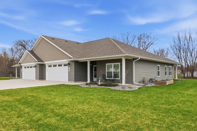 /international/us/318-s-western-avenue-new-hampton-ia-110107081409/