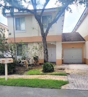 /international/us/6639-hidden-cove-drive-davie-fl-110108360825/