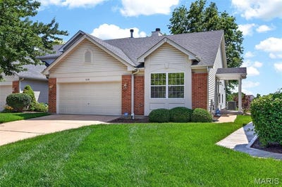 /international/us/638-hawk-run-drive-o-fallon-mo-110108846990/