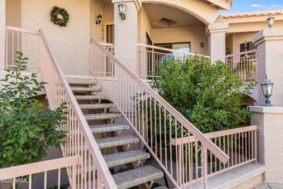 /international/us/9151-w-greenway-road-peoria-az-110108178260/