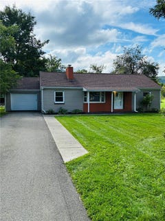 /international/us/1329-mountain-view-circle-pine-city-ny-110110268004/