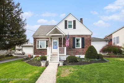 /international/us/930-4th-street-whitehall-pa-110107285518/