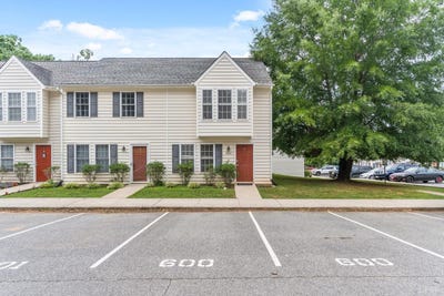 /international/us/716-leesville-road-lynchburg-va-110119613056/