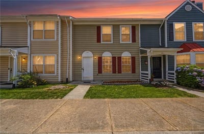 /international/us/216-whitewater-drive-newport-news-va-110108723867/
