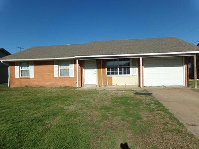 /international/us/813-maple-street-west-memphis-ar-110102647939/