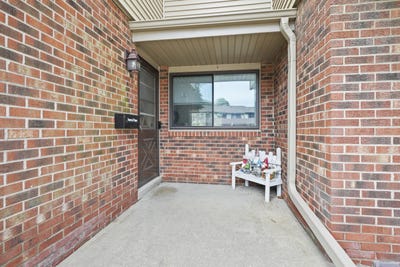 /international/us/5720-cambridge-cir-mount-pleasant-wi-110100753947/