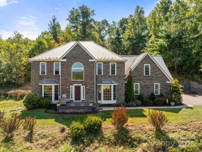 /international/us/235-petersburg-view-drive-marshall-nc-110098912805/