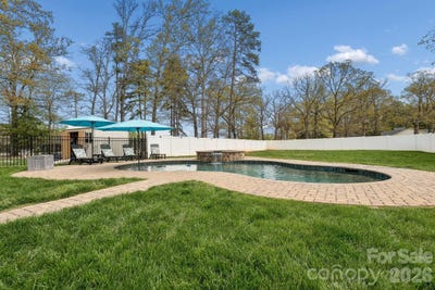 /international/us/109-avalon-reserve-drive-mooresville-nc-110106927778/