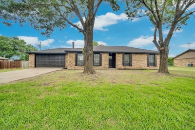 /international/us/114-becky-lane-waxahachie-tx-110108618052/