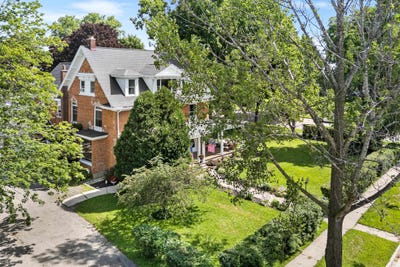 /international/us/320-e-jackson-street-ripon-wi-110097109759/