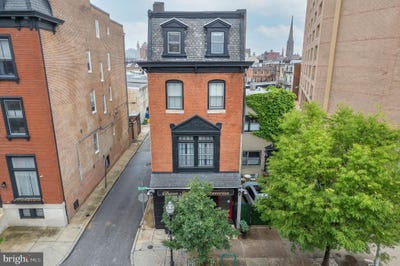 /international/us/17-w-chase-street-baltimore-md-110099310137/