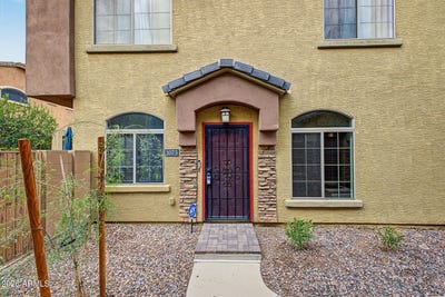 /international/us/1350-s-greenfield-road-mesa-az-110110259048/