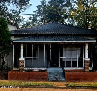 /international/us/108-e-north-street-canton-ms-110103075789/