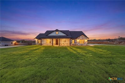 /international/us/152-creekwood-drive-gonzales-tx-110120052389/