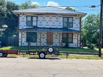 /international/us/2104-johnson-street-greenville-tx-110119391275/