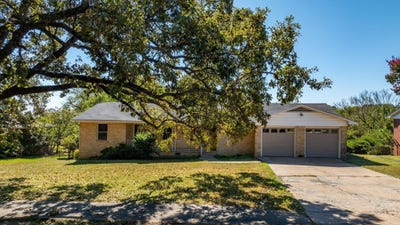 /international/us/200-w-scenic-drive-north-little-rock-ar-110120488344/
