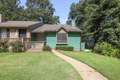 /international/us/303-whetherbine-way-tallahassee-fl-110100939572/