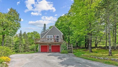 /international/us/193-maple-lane-new-london-nh-110107832537/
