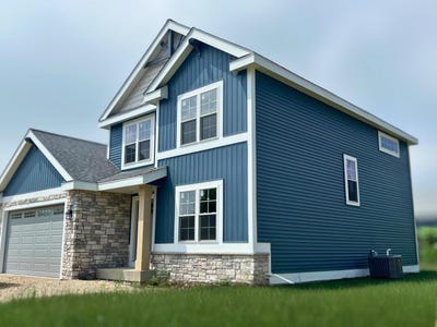 /international/us/57-savannah-parkway-deerfield-wi-110100416796/