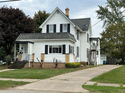 /international/us/2303-s-lake-street-lake-city-boro-pa-110095357388/