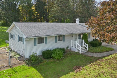 /international/us/1921-w-51st-street-erie-pa-110120552179/