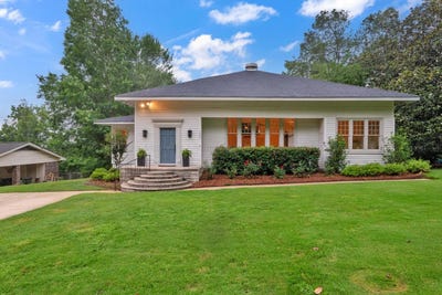 /international/us/1600-birmingham-ave-jasper-al-110100454666/
