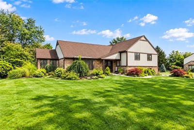 /international/us/5538-heather-lane-south-whitehall-twp-pa-110110382228/