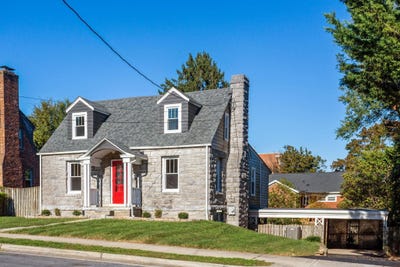 /international/us/210-dixie-ave-harrisonburg-va-110120456328/