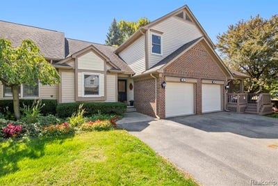 /international/us/412-oak-run-court-royal-oak-mi-110102351160/