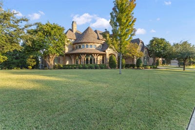 /international/us/1025-cedar-glen-trail-heath-tx-110102601699/