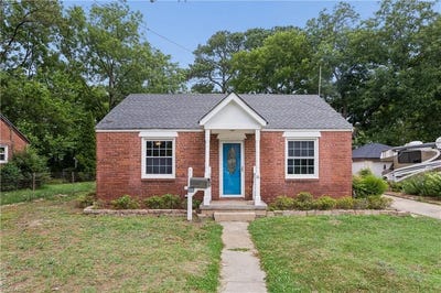 /international/us/18-n-colin-drive-portsmouth-va-110109065863/